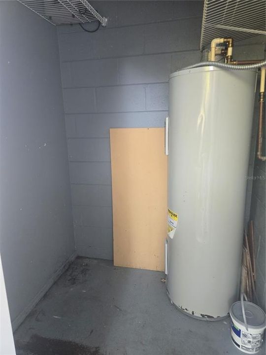 待售: $229,900 (2 贝兹, 2 浴室, 952 平方英尺)