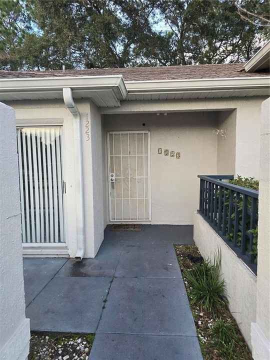 待售: $229,900 (2 贝兹, 2 浴室, 952 平方英尺)