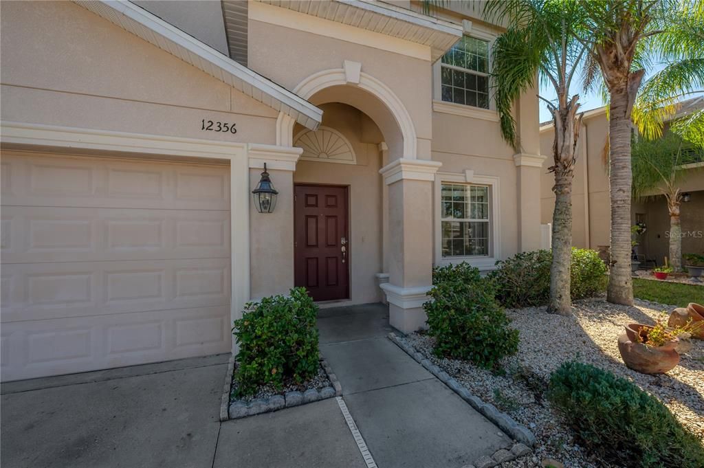 En Venta: $375,000 (4 camas, 2 baños, 2441 Pies cuadrados)