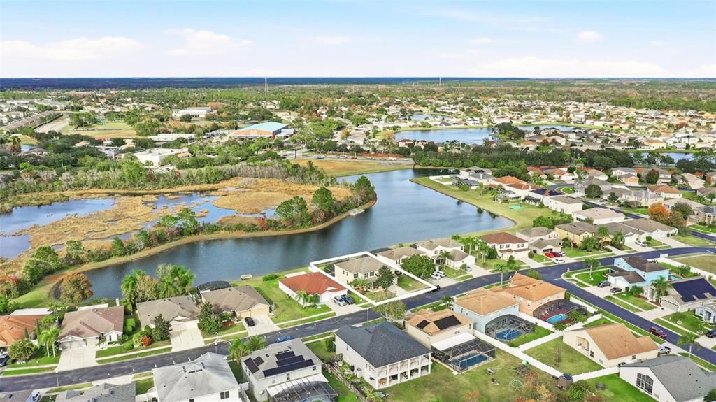 На продажу: $595,000 (4 спален, 3 ванн, 3310 Квадратных фут)