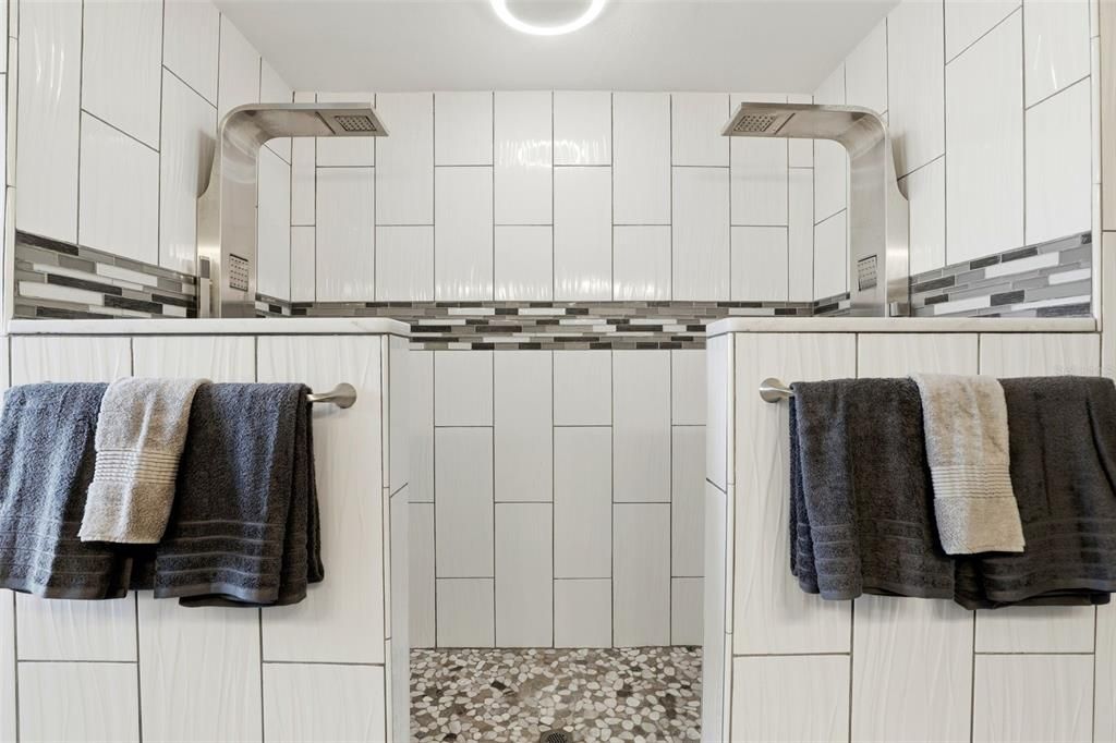 На продажу: $595,000 (4 спален, 3 ванн, 3310 Квадратных фут)