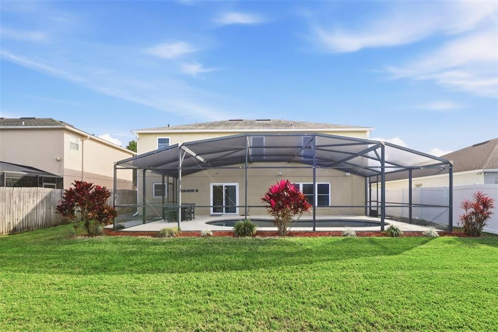 На продажу: $595,000 (4 спален, 3 ванн, 3310 Квадратных фут)