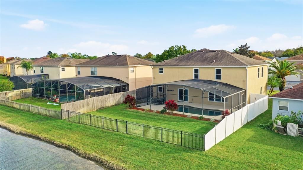 На продажу: $595,000 (4 спален, 3 ванн, 3310 Квадратных фут)