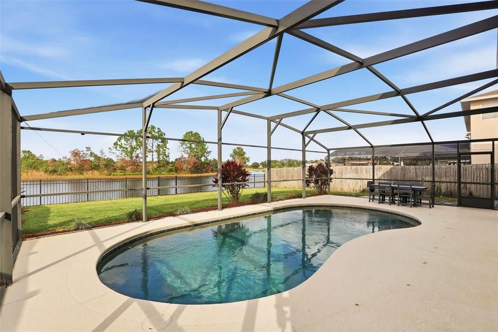 На продажу: $595,000 (4 спален, 3 ванн, 3310 Квадратных фут)