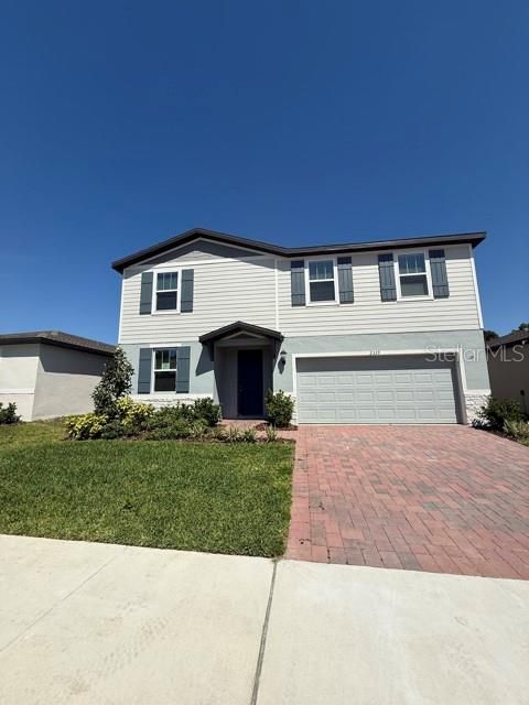 For Rent: $2,450 (4 beds, 2 baths, 2343 Square Feet)