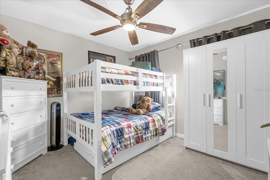 На продажу: $85,000 (2 спален, 1 ванн, 762 Квадратных фут)