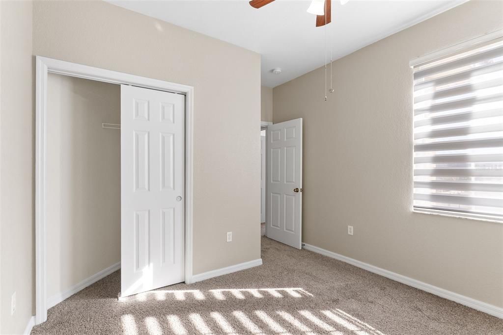 For Sale: $215,000 (3 beds, 2 baths, 1468 Square Feet)