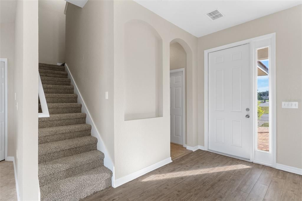 For Sale: $215,000 (3 beds, 2 baths, 1468 Square Feet)