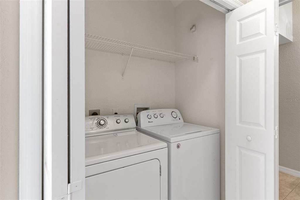 For Sale: $215,000 (3 beds, 2 baths, 1468 Square Feet)