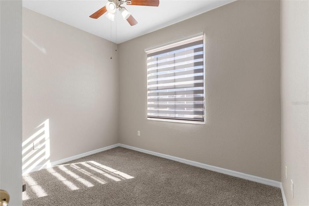 For Sale: $215,000 (3 beds, 2 baths, 1468 Square Feet)