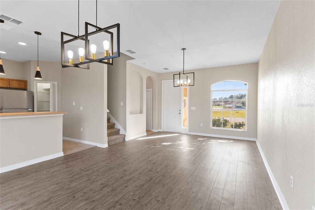 For Sale: $215,000 (3 beds, 2 baths, 1468 Square Feet)