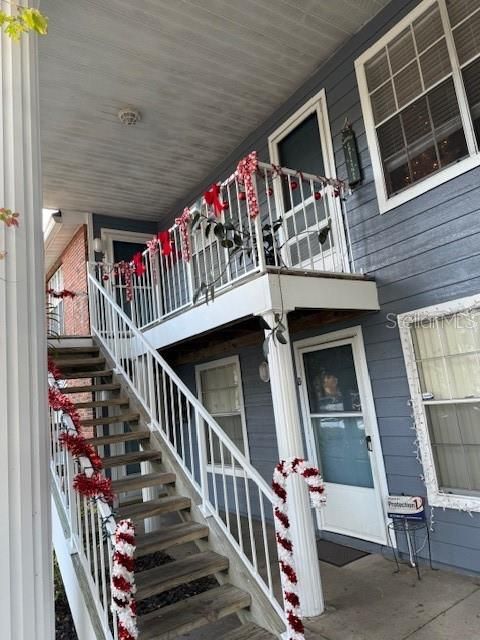 待售: $205,000 (2 贝兹, 2 浴室, 919 平方英尺)