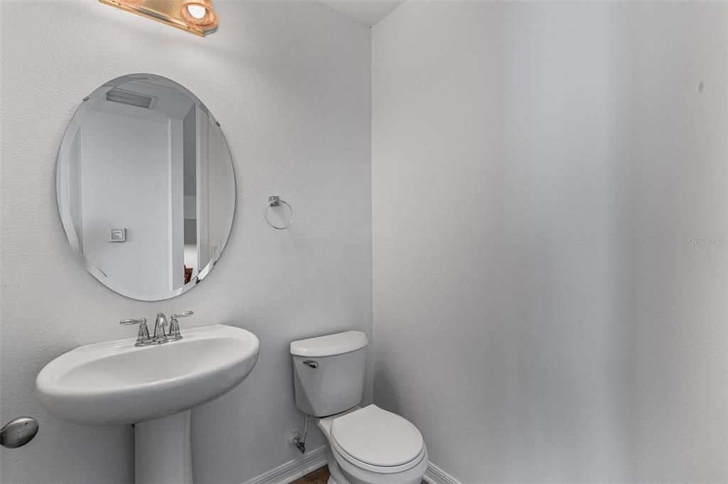 На продажу: $435,000 (3 спален, 3 ванн, 1724 Квадратных фут)