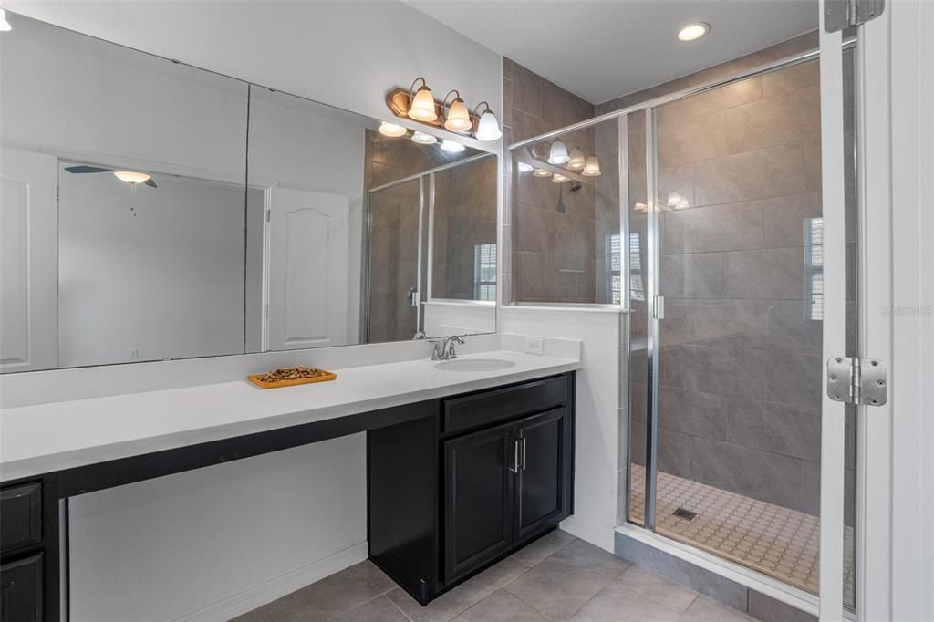 На продажу: $435,000 (3 спален, 3 ванн, 1724 Квадратных фут)