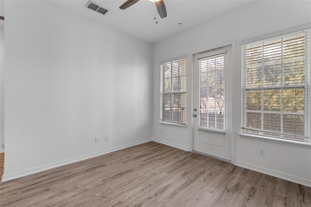 На продажу: $435,000 (3 спален, 3 ванн, 1724 Квадратных фут)