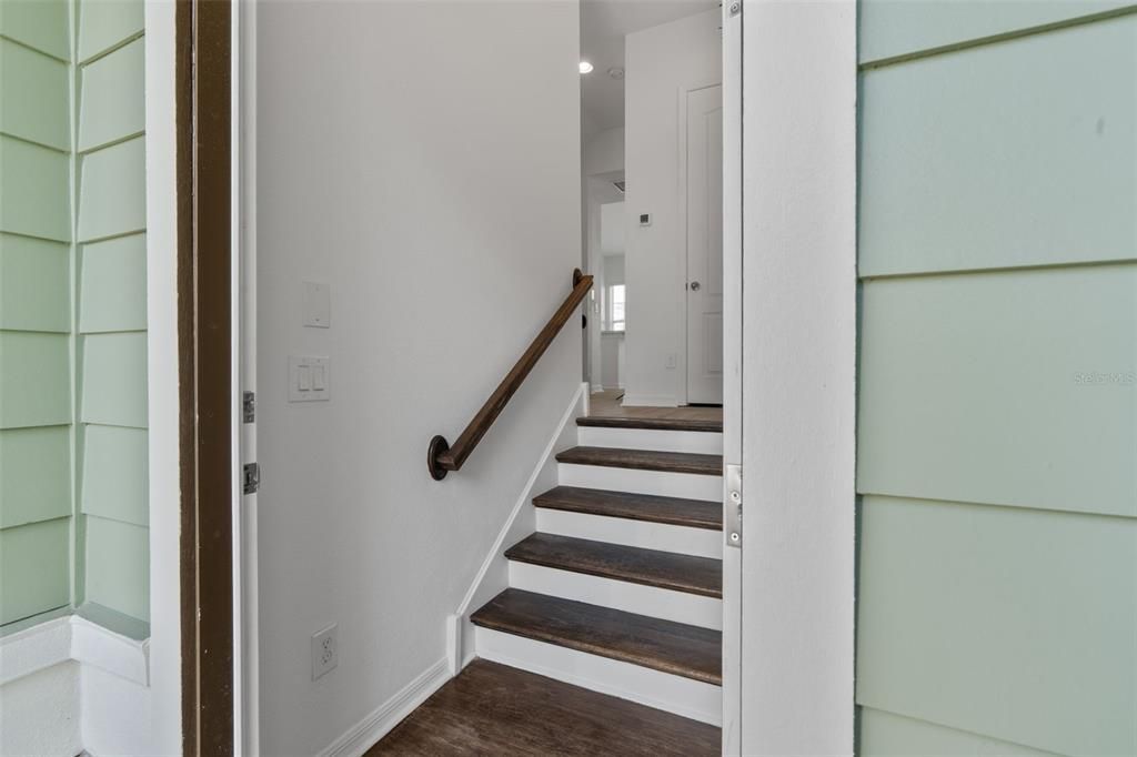 На продажу: $435,000 (3 спален, 3 ванн, 1724 Квадратных фут)