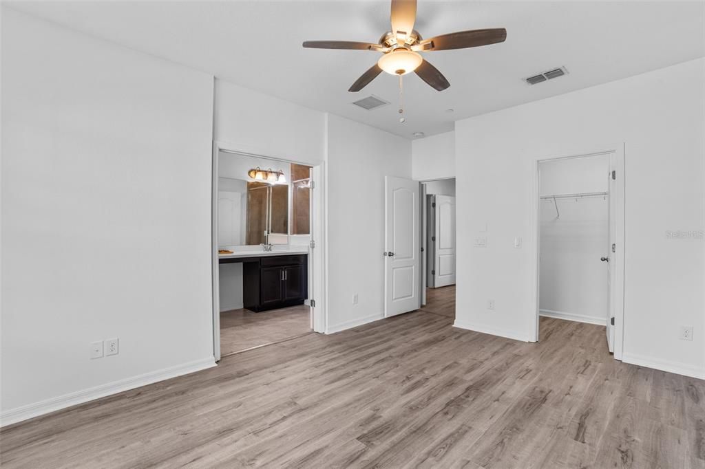 На продажу: $435,000 (3 спален, 3 ванн, 1724 Квадратных фут)