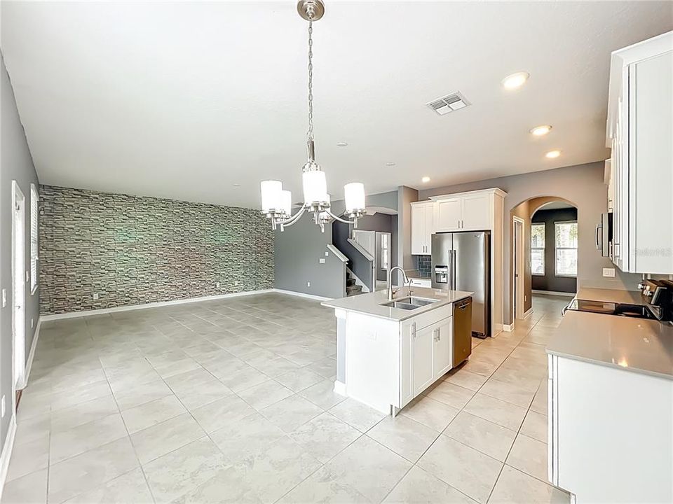 For Sale: $540,000 (3 beds, 2 baths, 2175 Square Feet)