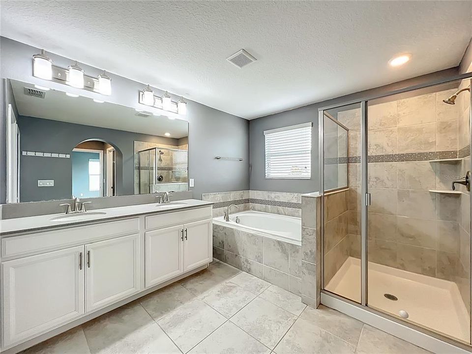 For Sale: $540,000 (3 beds, 2 baths, 2175 Square Feet)