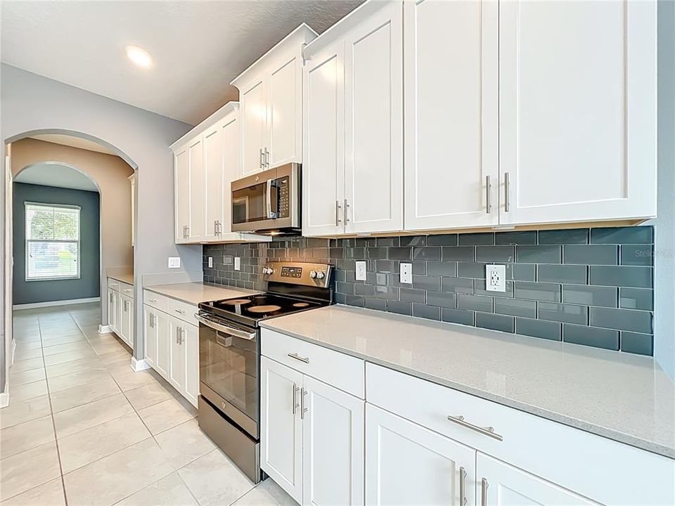 For Sale: $540,000 (3 beds, 2 baths, 2175 Square Feet)