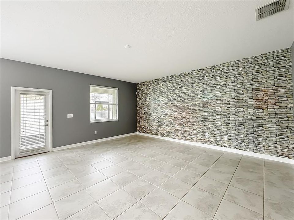 For Sale: $540,000 (3 beds, 2 baths, 2175 Square Feet)