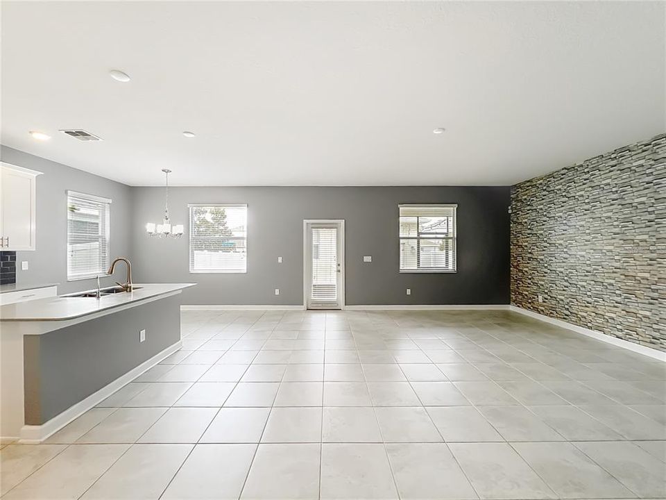 For Sale: $540,000 (3 beds, 2 baths, 2175 Square Feet)