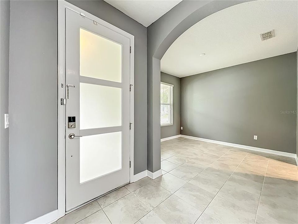 For Sale: $540,000 (3 beds, 2 baths, 2175 Square Feet)