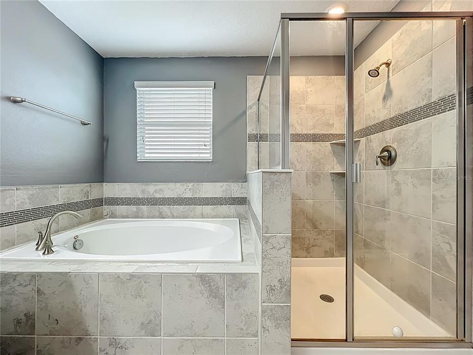 For Sale: $540,000 (3 beds, 2 baths, 2175 Square Feet)