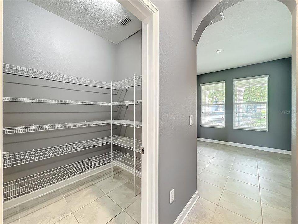 For Sale: $540,000 (3 beds, 2 baths, 2175 Square Feet)