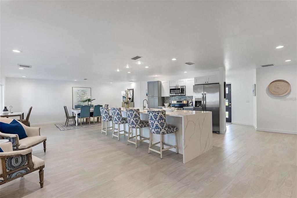 For Sale: $1,385,000 (4 beds, 2 baths, 2005 Square Feet)