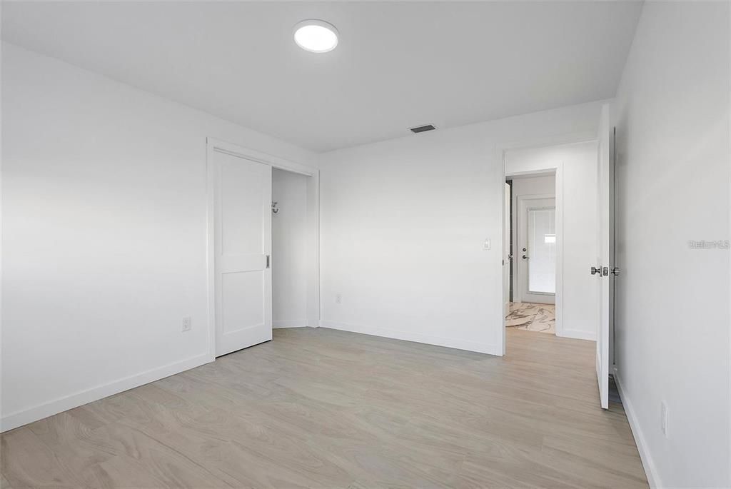 For Sale: $1,385,000 (4 beds, 2 baths, 2005 Square Feet)