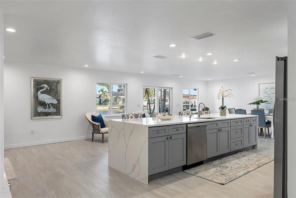 For Sale: $1,385,000 (4 beds, 2 baths, 2005 Square Feet)