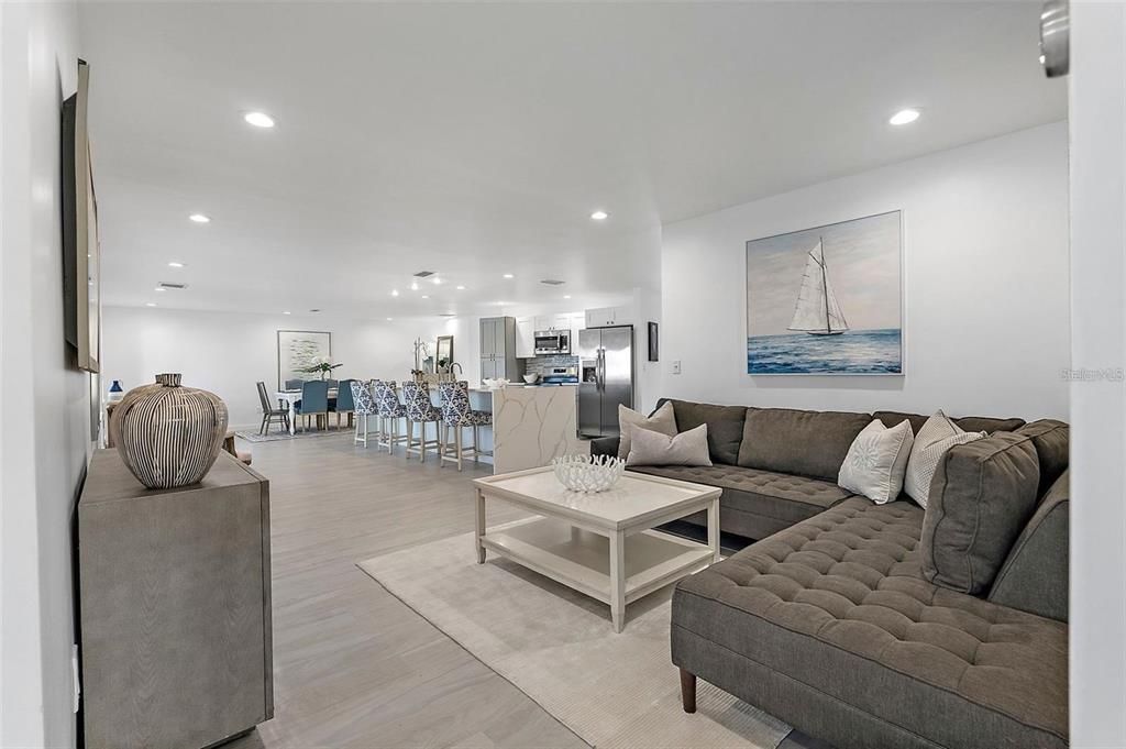 For Sale: $1,385,000 (4 beds, 2 baths, 2005 Square Feet)