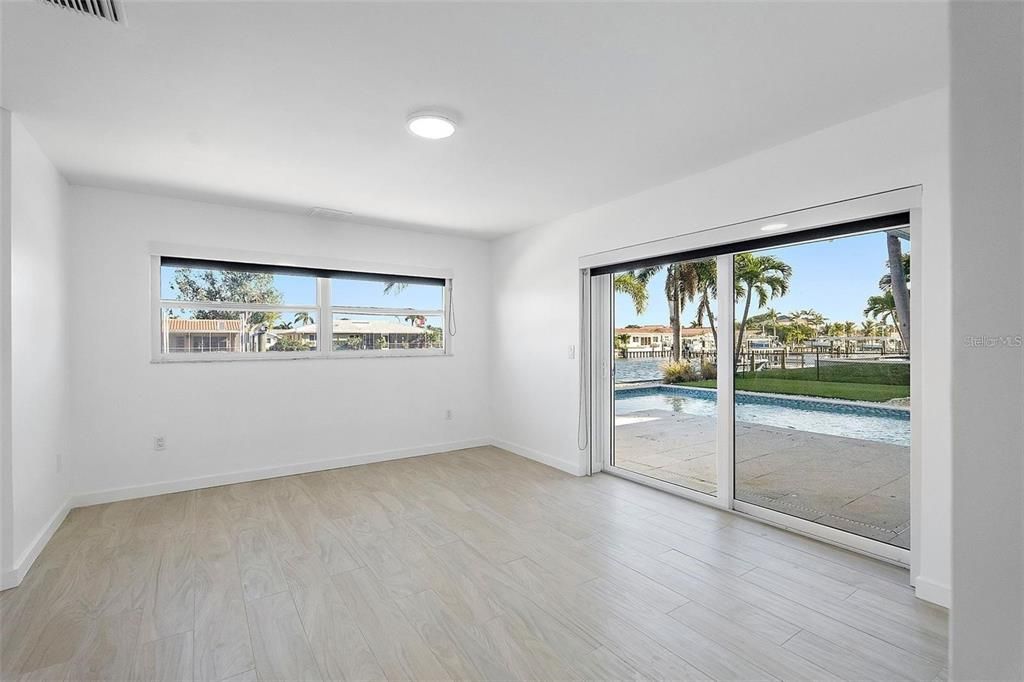 For Sale: $1,385,000 (4 beds, 2 baths, 2005 Square Feet)