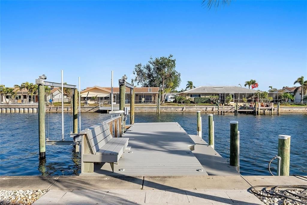 For Sale: $1,385,000 (4 beds, 2 baths, 2005 Square Feet)