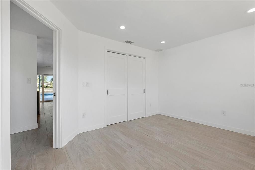 For Sale: $1,385,000 (4 beds, 2 baths, 2005 Square Feet)