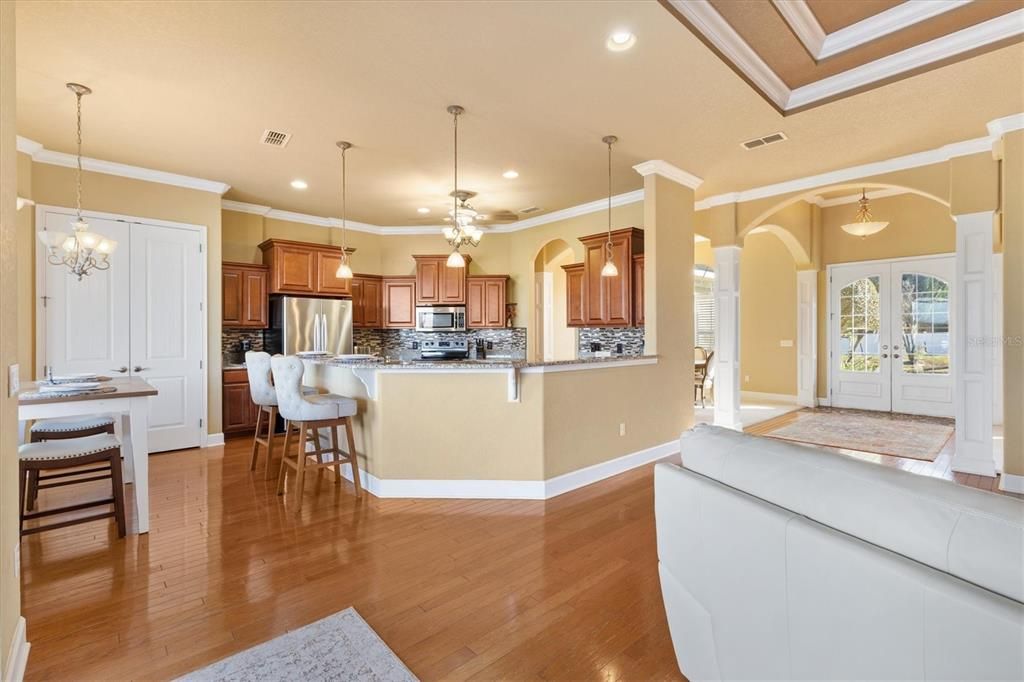 На продажу: $599,000 (3 спален, 3 ванн, 2791 Квадратных фут)