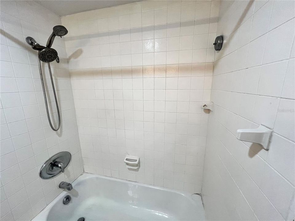 待售: $299,000 (0 贝兹, 1 浴室, 507 平方英尺)