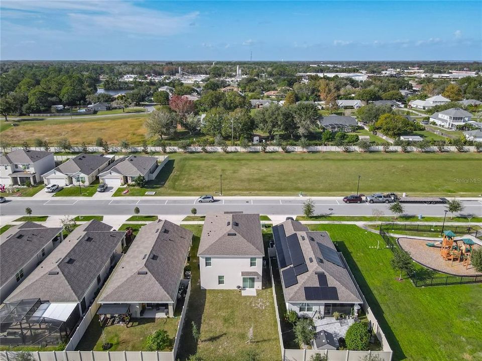 For Rent: $2,500 (5 beds, 3 baths, 2447 Square Feet)