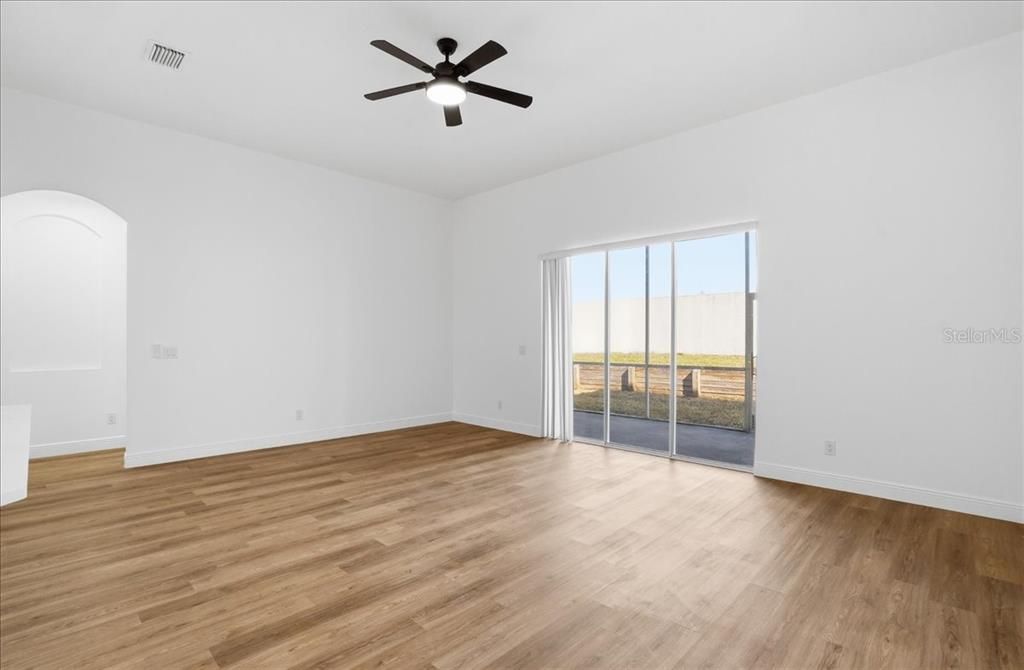 For Sale: $485,000 (4 beds, 3 baths, 3101 Square Feet)