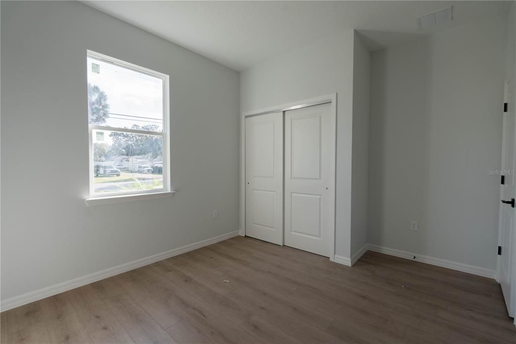 For Sale: $345,000 (3 beds, 2 baths, 1543 Square Feet)