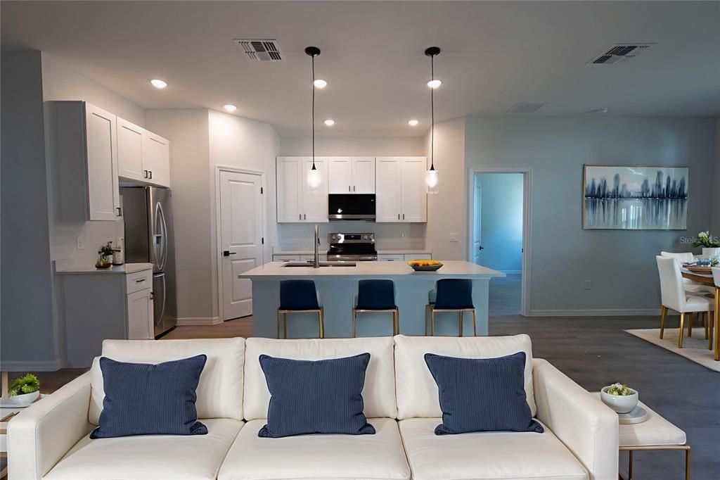 For Sale: $345,000 (3 beds, 2 baths, 1543 Square Feet)