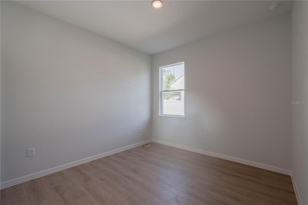 For Sale: $345,000 (3 beds, 2 baths, 1543 Square Feet)