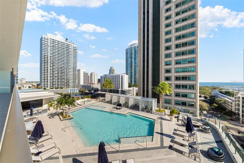 En Venta: $2,000,000 (3 camas, 3 baños, 2637 Pies cuadrados)