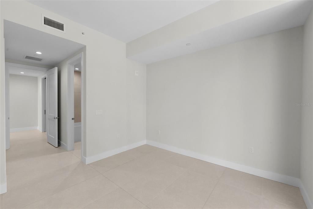 En Venta: $2,000,000 (3 camas, 3 baños, 2637 Pies cuadrados)