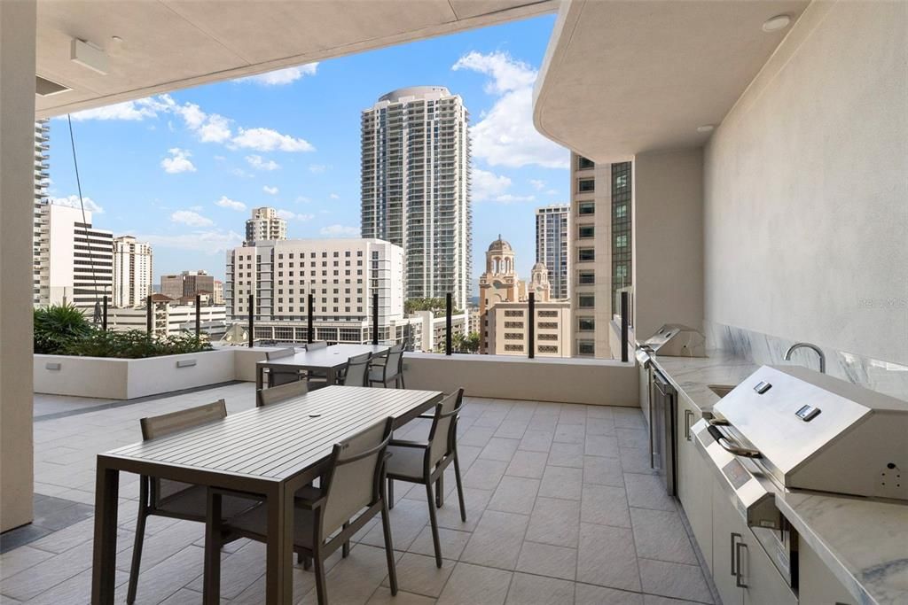 En Venta: $2,000,000 (3 camas, 3 baños, 2637 Pies cuadrados)