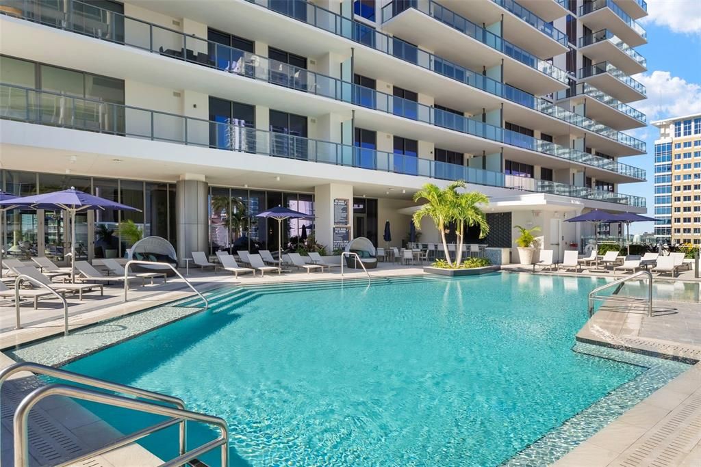 En Venta: $2,000,000 (3 camas, 3 baños, 2637 Pies cuadrados)