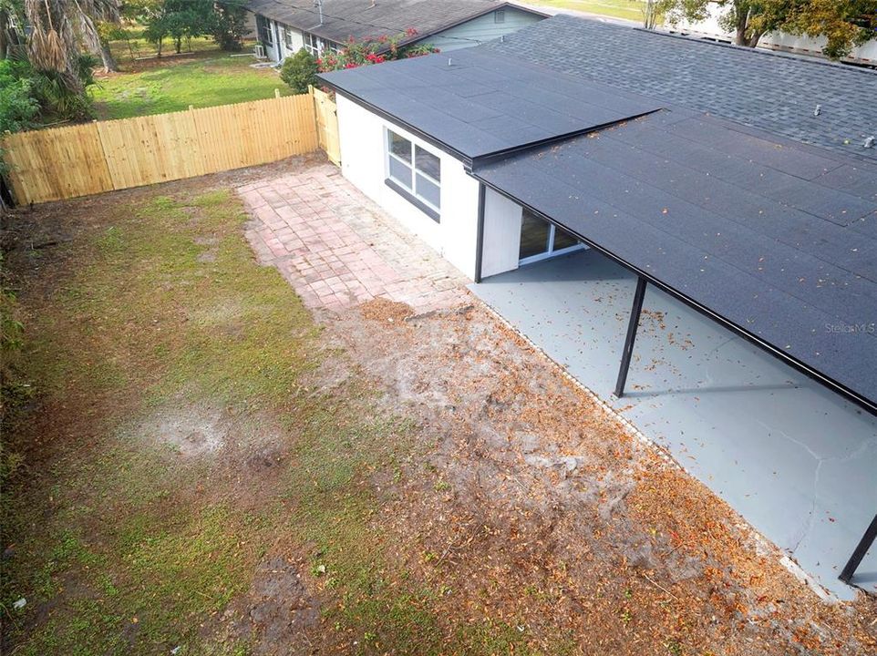 En Venta: $339,000 (4 camas, 2 baños, 1529 Pies cuadrados)