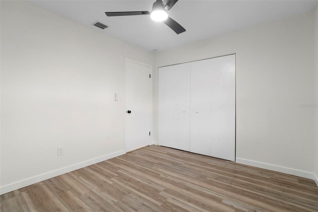 En Venta: $339,000 (4 camas, 2 baños, 1529 Pies cuadrados)