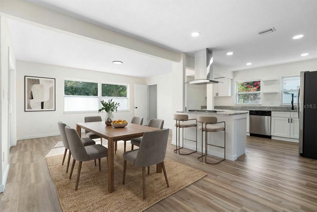 En Venta: $339,000 (4 camas, 2 baños, 1529 Pies cuadrados)